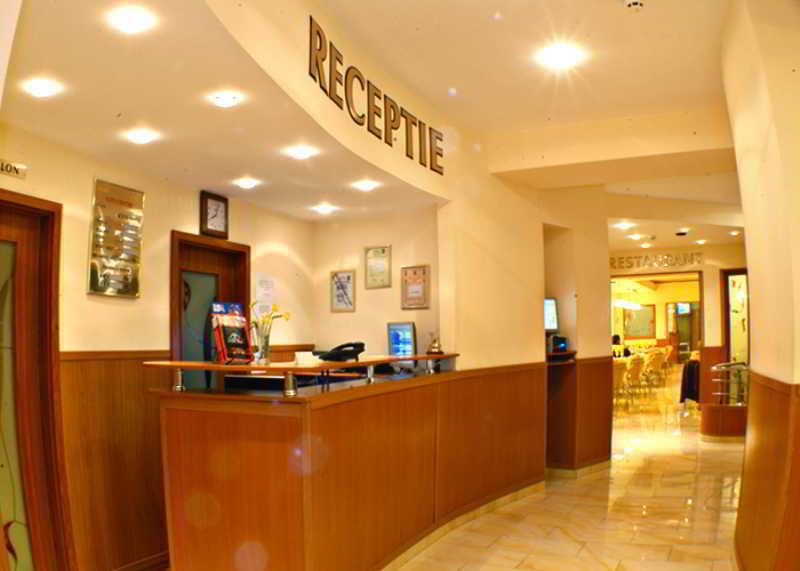 Hotel City Center Brasov Ngoại thất bức ảnh